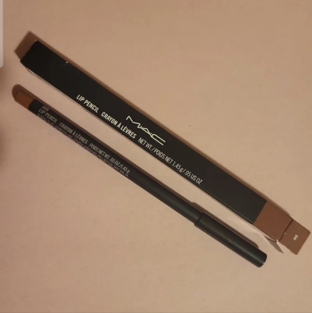 MAC Cosmetics Lip Pencil ~ OAK